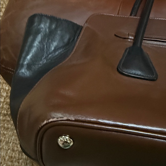 Prada black/brown two-tone crossbody handbag. - Picture 4 of 16